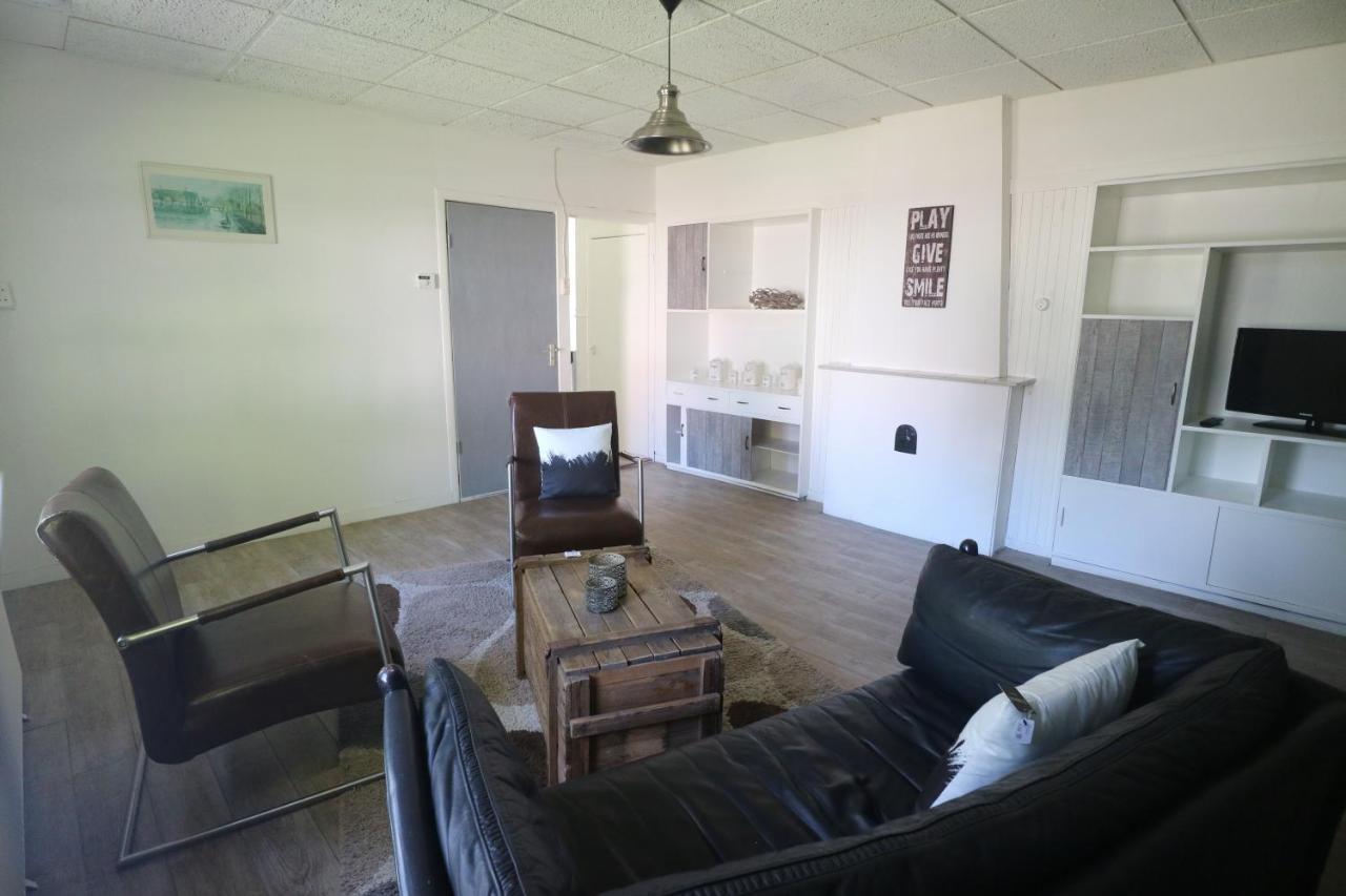 Forus Apartment Aartswoud Ruang foto